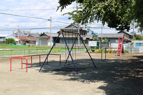 三宅本郷運動広場