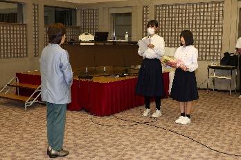 講話